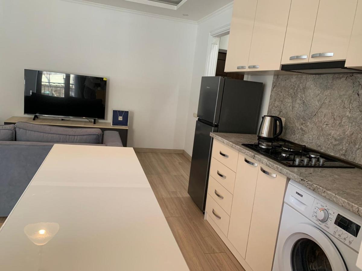 19Tumanyan Excellent Apartment In The Centre Of Capital Jerevan Exteriör bild